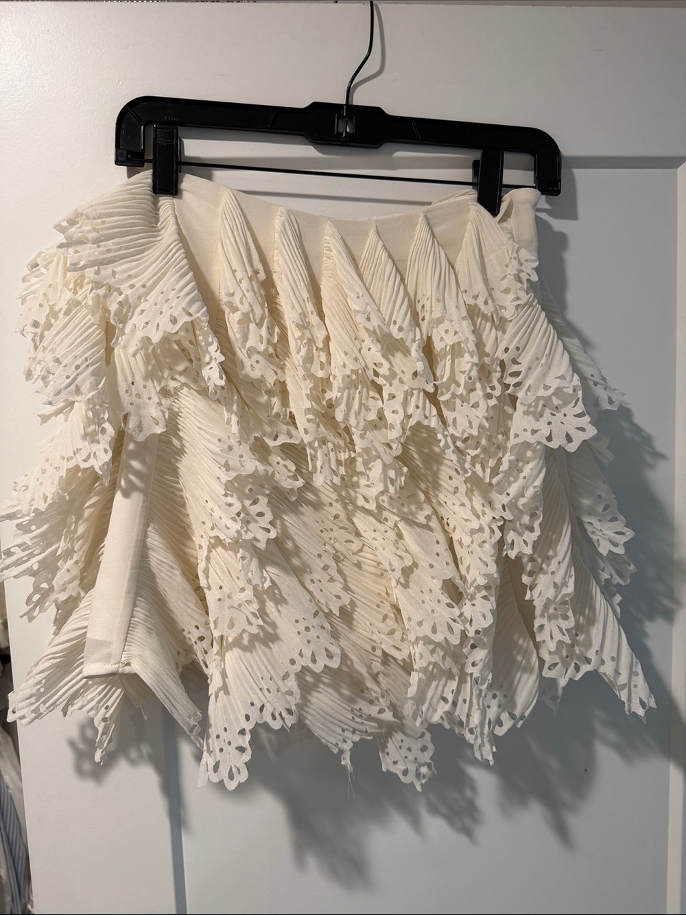 H&M Cream Ruffled Eyelet Mini Skirt